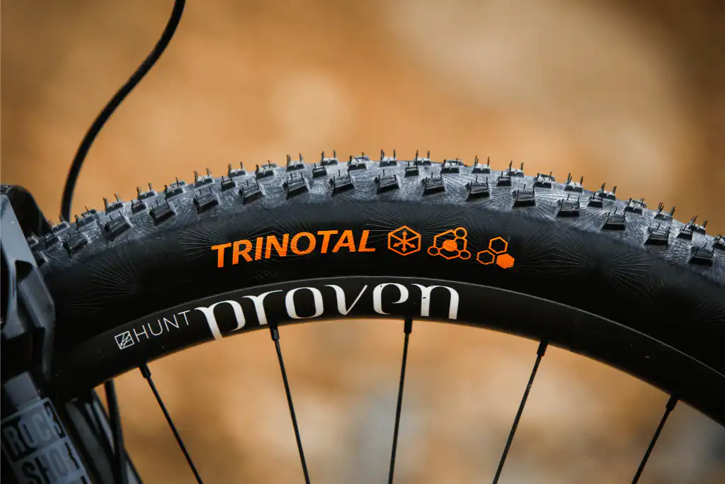 Ελαστικό Continental Trinotal για mountain bike